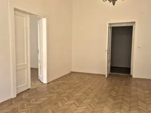 Pronájem kanceláře, Praha - Josefov, Kaprova, 135 m2