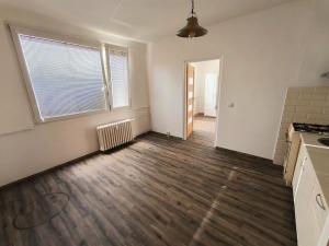 Pronájem bytu 1+1, Ústí nad Labem, Zvonková, 35 m2