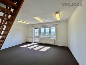 Pronájem kanceláře, Praha - Hostivař, Pod průsekem, 123 m2