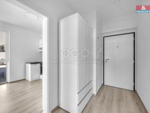 Pronájem bytu 2+kk, Pardubice, Nová Tesla, 51 m2