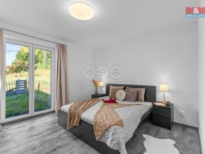 Prodej rodinného domu, Ledce, 216 m2