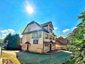 Pronájem obchodního prostoru, Hovězí, 148 m2