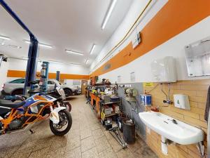 Prodej obchodního prostoru, Svitavy, náměstí Míru, 2074 m2