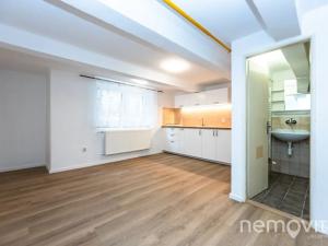 Pronájem bytu 2+kk, Praha - Kobylisy, Na Stírce, 46 m2
