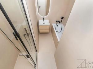 Prodej bytu 4+kk, Praha - Horní Měcholupy, Parmská, 80 m2