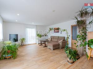Prodej rodinného domu, Albrechtice nad Vltavou, 215 m2