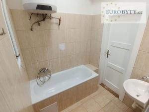Pronájem bytu 3+1, Praha - Vinohrady, Chorvatská, 85 m2