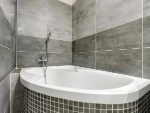 Prodej bytu 3+1, Hustopeče, Větrná, 74 m2