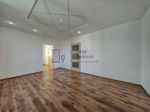 Pronájem bytu 3+1, Jindřichův Hradec, sídliště Vajgar, 65 m2