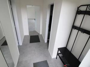 Pronájem bytu 1+kk, Praha - Lahovice, Na staré, 51 m2