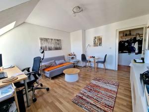 Pronájem bytu 2+kk, Praha - Strašnice, Žernovská, 45 m2