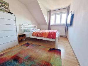 Pronájem bytu 2+kk, Praha - Strašnice, Žernovská, 45 m2