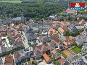 Prodej činžovního domu, Kutná Hora - Kutná Hora-Vnitřní Město, Václavské náměstí, 250 m2