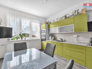 Prodej rodinného domu, Boseň, 180 m2