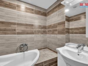 Prodej rodinného domu, Boseň, 180 m2