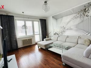 Pronájem bytu 2+1, Ostrava - Poruba, Maďarská, 54 m2