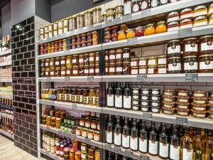 Pronájem obchodního prostoru, Praha - Nusle, Na Pankráci, 50 m2