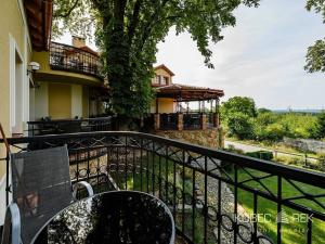 Prodej ubytování, Chotoviny, Táborská, 2200 m2