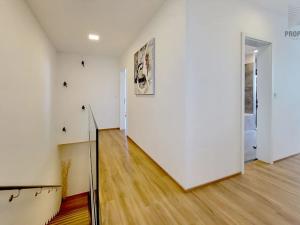 Prodej rodinného domu, Syrovice, 185 m2