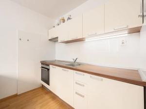 Prodej bytu 1+1, Brno, Mučednická, 46 m2