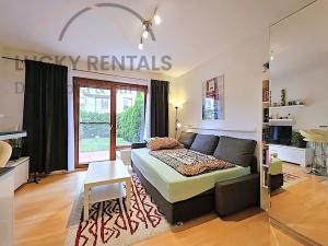 Pronájem bytu 1+kk, Praha - Vysočany, Jana Přibíka, 29 m2