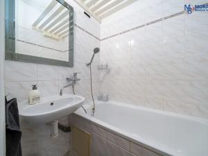 Pronájem bytu 2+1, Olomouc, Na Bystřičce, 51 m2