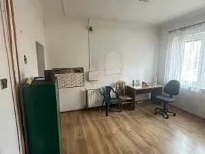 Prodej obchodního prostoru, Třebíč, Sucheniova, 200 m2