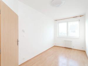 Prodej bytu 2+kk, Praha - Letňany, Kuželova, 37 m2