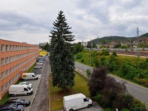 Pronájem kanceláře, Praha - Radotín, Vrážská, 80 m2