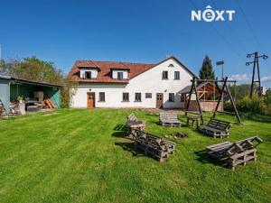 Prodej restaurace, Jilemnice, K Vejrychovsku, 230 m2