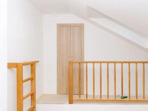 Pronájem bytu 3+1, Praha, Bubenečská, 153 m2