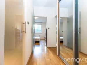 Pronájem bytu 2+kk, Praha - Hlubočepy, Wassermannova, 47 m2