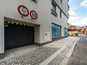 Prodej komerční nemovitosti, Praha - Smíchov, Pod Barvířkou, 73 m2