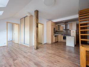Pronájem bytu 3+kk, Pardubice - Bílé Předměstí, Husova, 79 m2