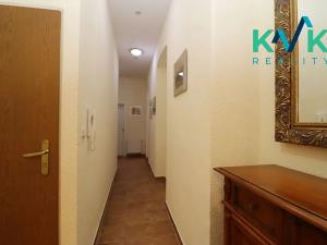 Prodej bytu 3+1, Karlovy Vary, Zahradní, 123 m2