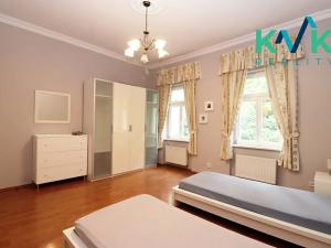 Prodej bytu 3+1, Karlovy Vary, Zahradní, 123 m2