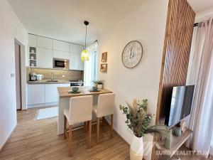 Pronájem bytu 1+kk, Zlín, Pod Hradem II, 29 m2