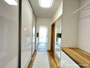 Pronájem bytu 1+kk, Zlín, Pod Hradem II, 29 m2