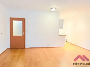 Pronájem bytu 2+kk, Praha - Lhotka, Štúrova, 59 m2