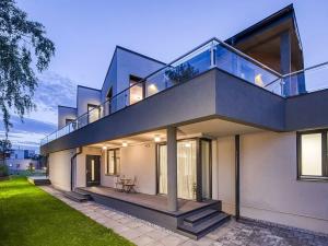 Prodej rodinného domu, Praha - Dolní Měcholupy, Na návsi, 392 m2
