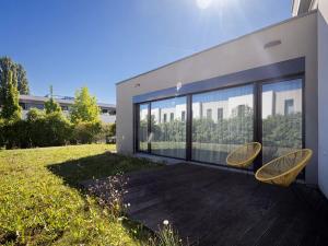 Pronájem vily, Praha - Horní Měcholupy, U Golfu, 248 m2