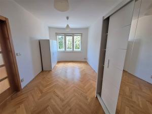 Pronájem bytu 2+1, Praha, Na květnici, 66 m2