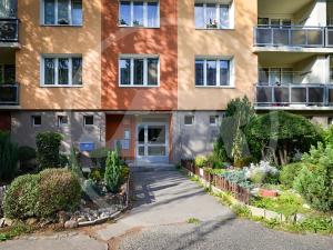 Pronájem bytu 2+1, Praha - Kamýk, Vnoučkova, 60 m2
