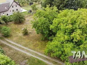 Prodej pozemku pro bydlení, Kněžmost, 2031 m2