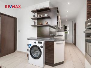Prodej bytu 3+1, Mariánské Lázně, Hroznatova, 59 m2