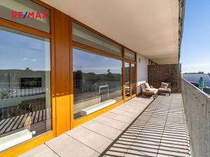 Prodej bytu 2+kk, Mníšek pod Brdy, Ke škole, 57 m2