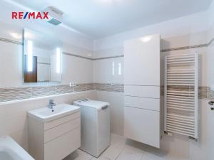 Prodej bytu 2+kk, Mníšek pod Brdy, Ke škole, 57 m2