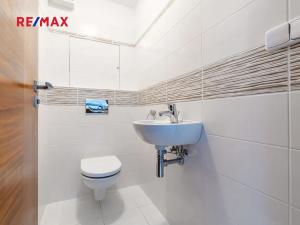 Prodej bytu 2+kk, Mníšek pod Brdy, Ke škole, 57 m2