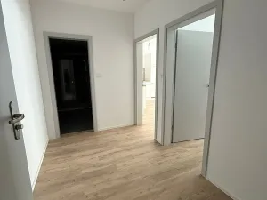 Pronájem bytu 2+kk, České Budějovice, Štítného, 57 m2
