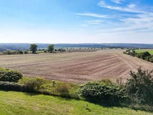 Prodej komerčního pozemku, Střemy, 7651 m2